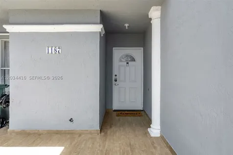 1187 NW 123rd Place Miami FL 33182