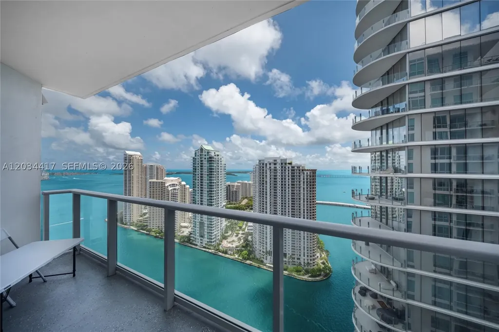 300 S Biscayne Boulevard Miami FL 33131