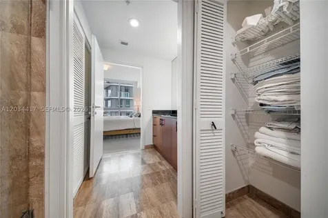 300 S Biscayne Boulevard Miami FL 33131