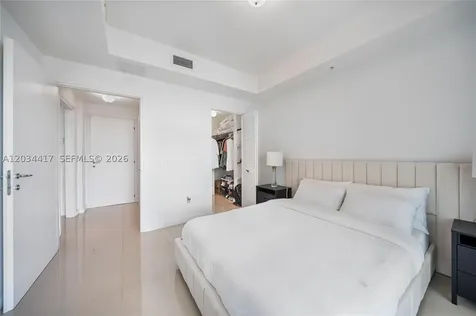 300 S Biscayne Boulevard Miami FL 33131