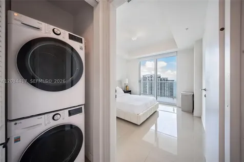300 S Biscayne Boulevard Miami FL 33131