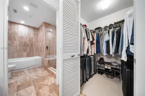 300 S Biscayne Boulevard Miami FL 33131