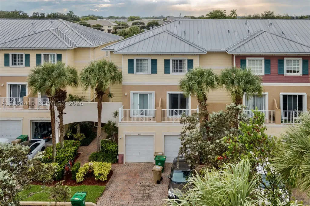 4649 SW 75th Way Davie FL 33314