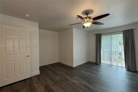 4649 SW 75th Way Davie FL 33314