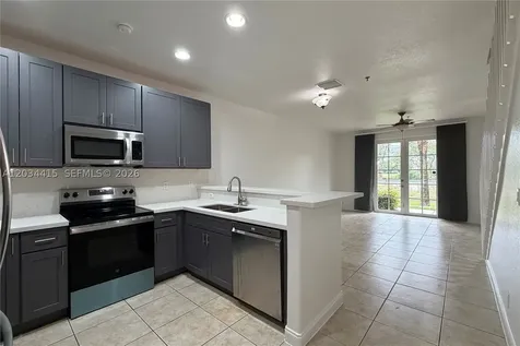 4649 SW 75th Way Davie FL 33314