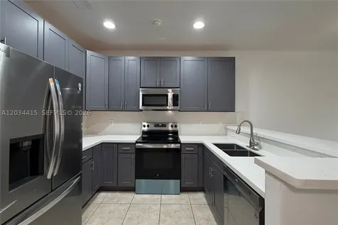 4649 SW 75th Way Davie FL 33314