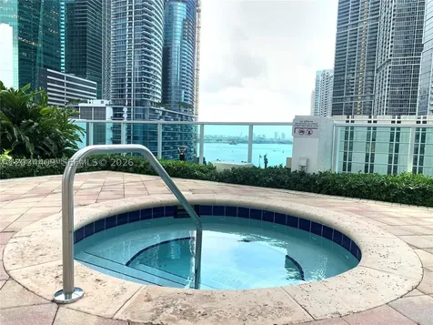 31 SE 5th Street Miami FL 33131