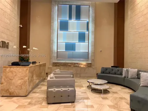 31 SE 5th Street Miami FL 33131