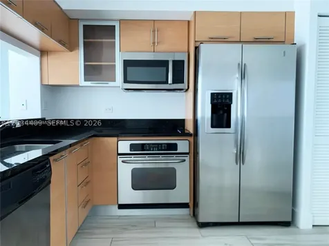 31 SE 5th Street Miami FL 33131