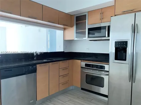 31 SE 5th Street Miami FL 33131
