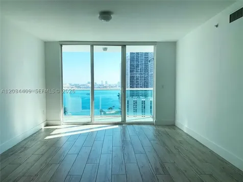 31 SE 5th Street Miami FL 33131
