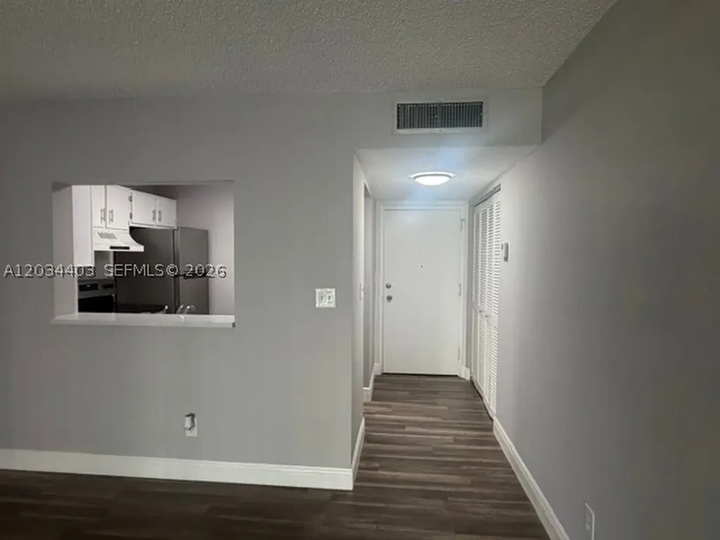 4147 NW 90th Avenue Coral Springs FL 33065