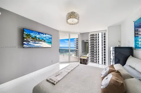 4779 Collins Avenue Miami Beach FL 33140