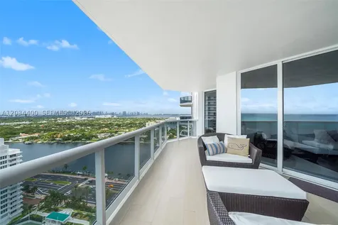 4779 Collins Avenue Miami Beach FL 33140