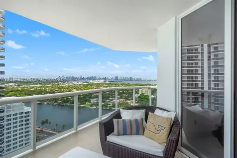 4779 Collins Avenue Miami Beach FL 33140