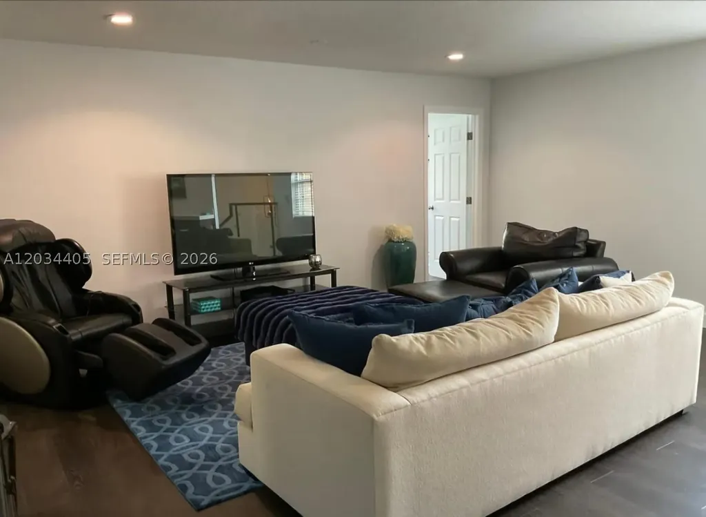 8682 Via Ancho Road Boca Raton FL 33433