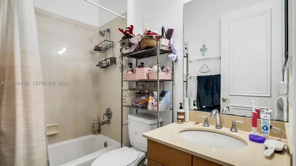 425 NE 69th Circle Boca Raton FL 33487