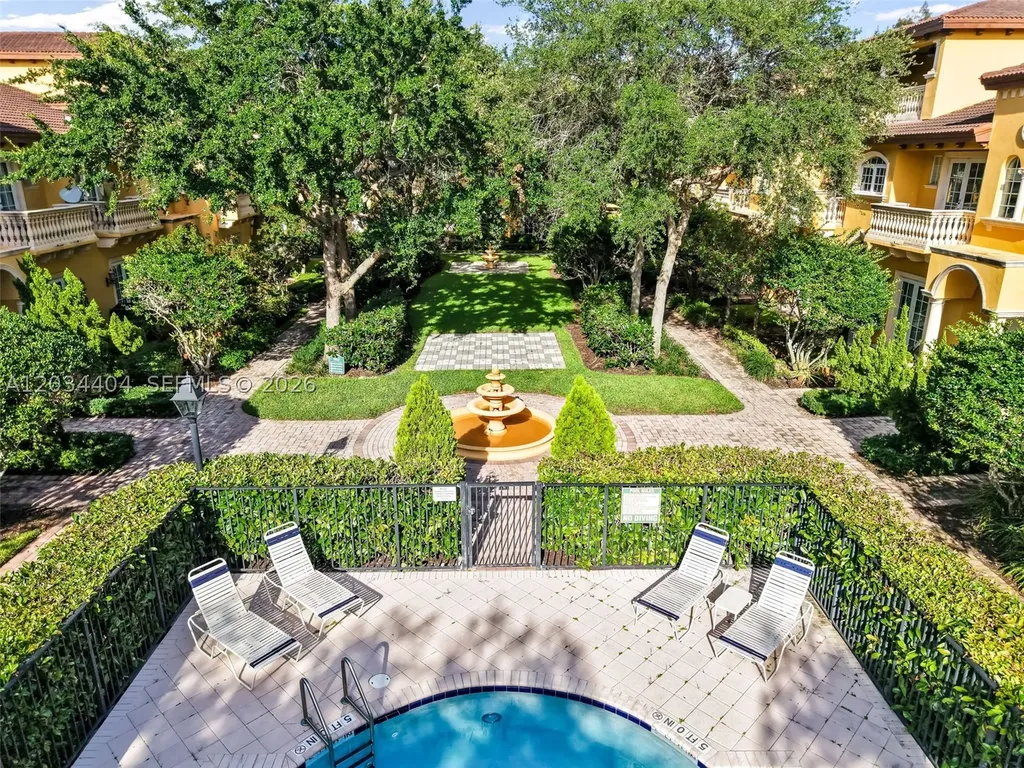 425 NE 69th Circle Boca Raton FL 33487