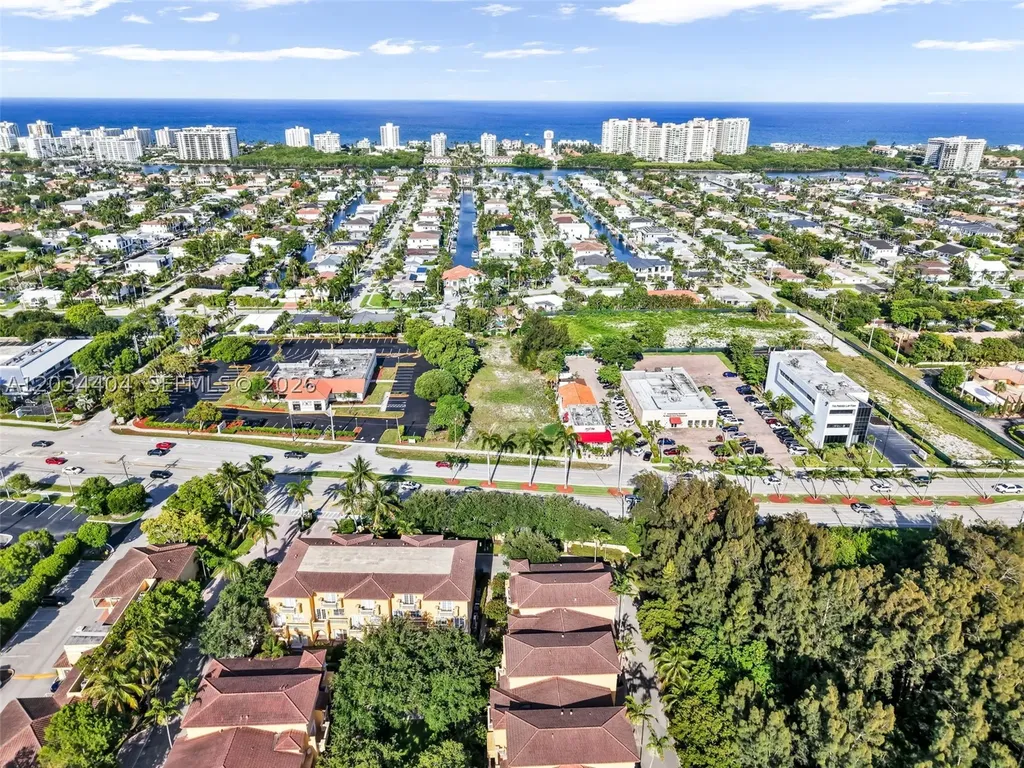 425 NE 69th Circle Boca Raton FL 33487