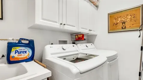 425 NE 69th Circle Boca Raton FL 33487