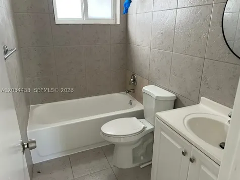 910 N 56th Avenue Hollywood FL 33021