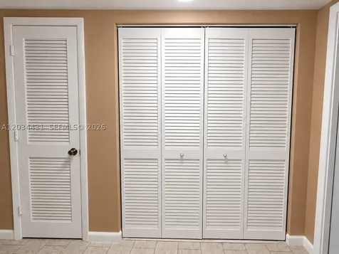 2801 N Pine Island Road Sunrise FL 33322