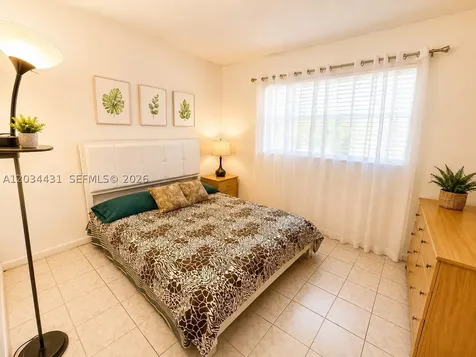 2801 N Pine Island Road Sunrise FL 33322