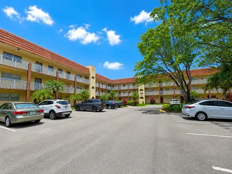2801 N Pine Island Road Sunrise FL 33322