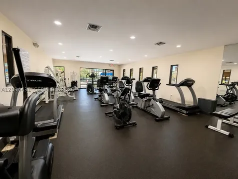 2801 N Pine Island Road Sunrise FL 33322