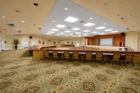 2801 N Pine Island Road Sunrise FL 33322
