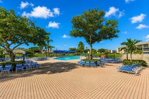 2801 N Pine Island Road Sunrise FL 33322