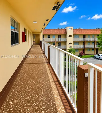 2801 N Pine Island Road Sunrise FL 33322
