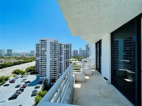 3300 NE 192nd Street Aventura FL 33180
