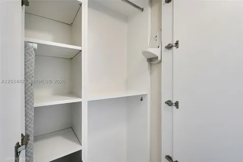 19201 Collins Avenue Sunny Isles Beach FL 33160