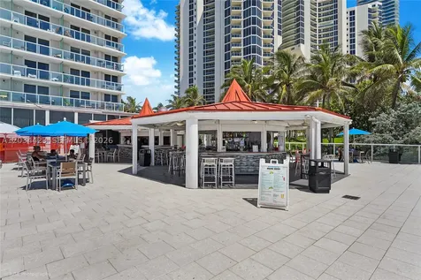 19201 Collins Avenue Sunny Isles Beach FL 33160