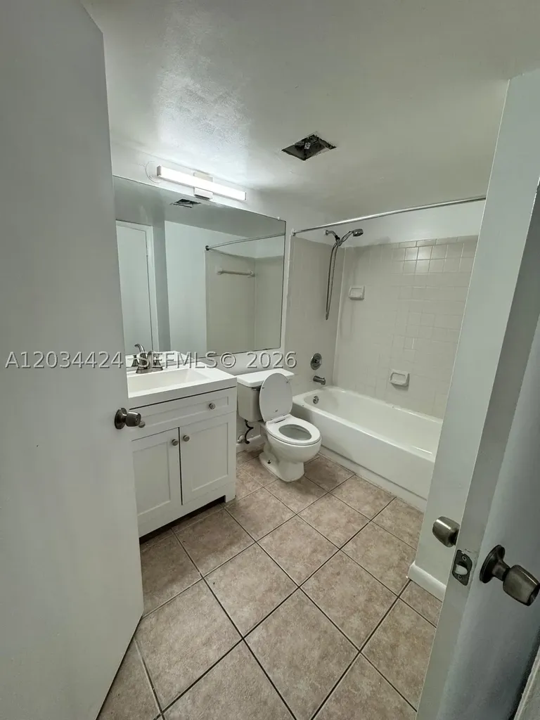 911 Coral Club Drive Coral Springs FL 33071