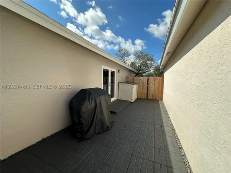 5733 NW 100th Court Doral FL 33178