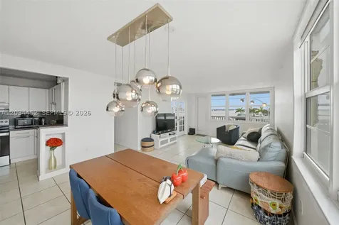 2016 Bay Drive Miami Beach FL 33141