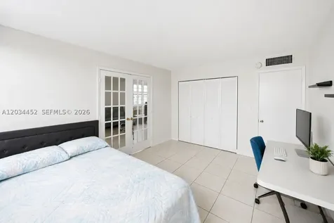 2016 Bay Drive Miami Beach FL 33141