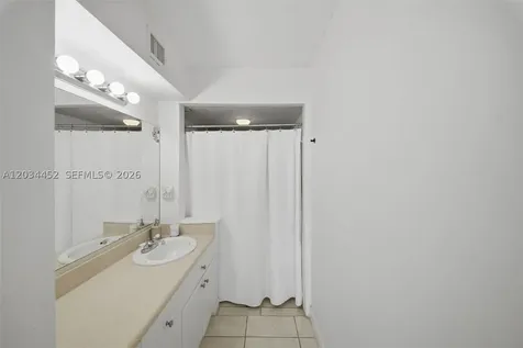 2016 Bay Drive Miami Beach FL 33141
