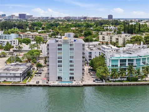 2016 Bay Drive Miami Beach FL 33141