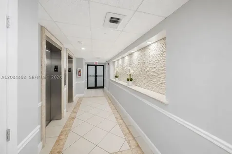 2016 Bay Drive Miami Beach FL 33141