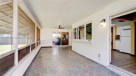 6801 NW 25th Court Sunrise FL 33313