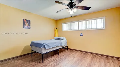 6801 NW 25th Court Sunrise FL 33313