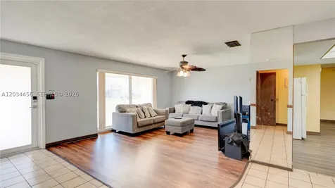 6801 NW 25th Court Sunrise FL 33313