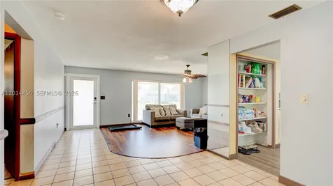 6801 NW 25th Court Sunrise FL 33313