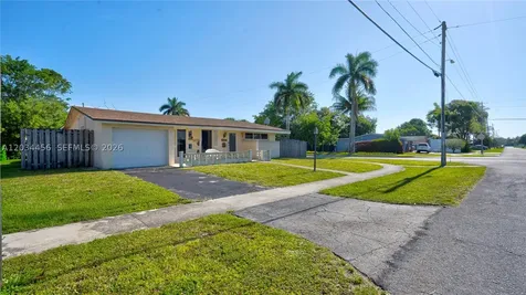 6801 NW 25th Court Sunrise FL 33313