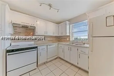 2025 NE 164th Street North Miami Beach FL 33162