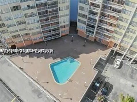 2025 NE 164th Street North Miami Beach FL 33162