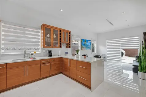 15932 SW 101st Terrace Miami FL 33196